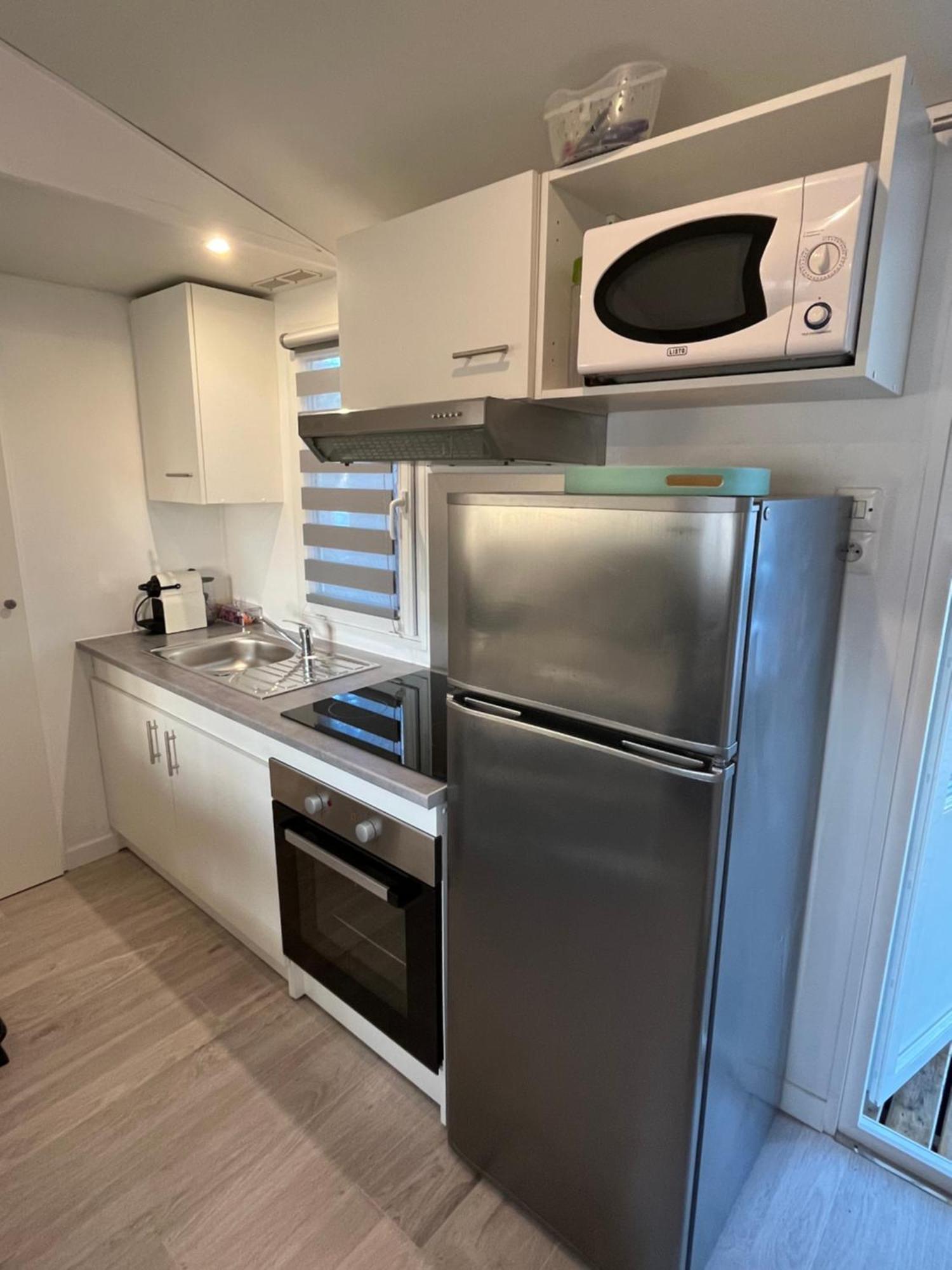Mobil-Home Camping Oasis Roquebrune-sur Argens Exteriör bild